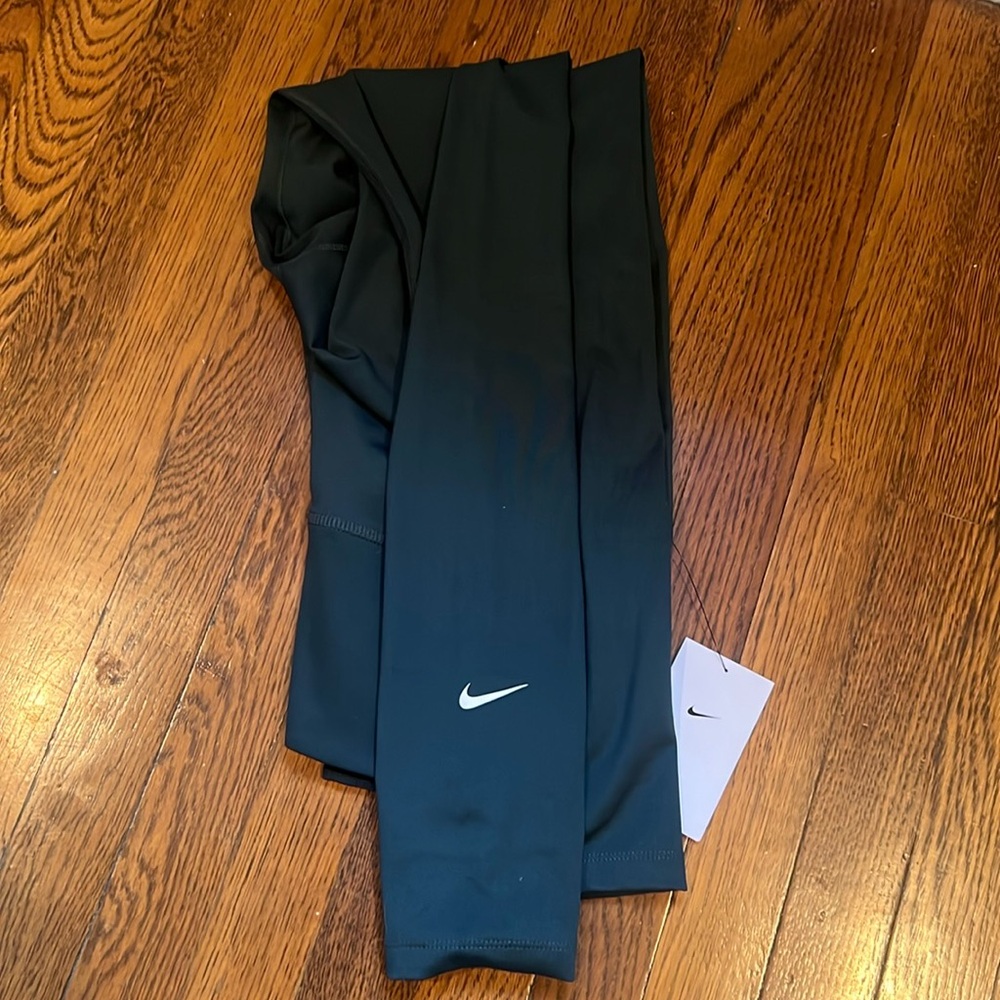 NWT Nike High Waisted Leggings